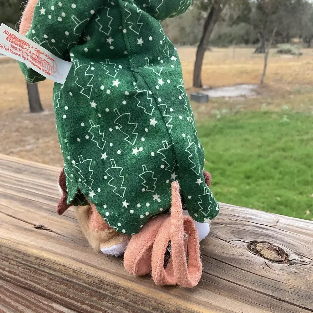 Annalee slippers made gender